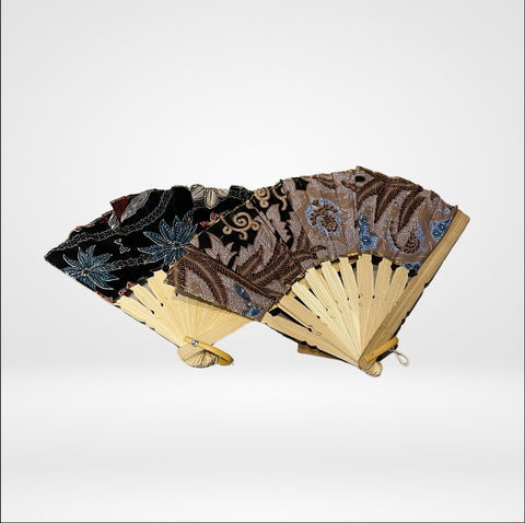 Nyonya Kain Batik Fans in color variants