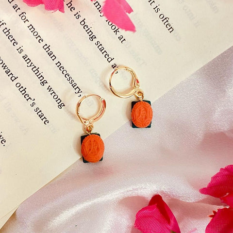 Earrings by Miss Dainty: Angku Kueh (dangle)