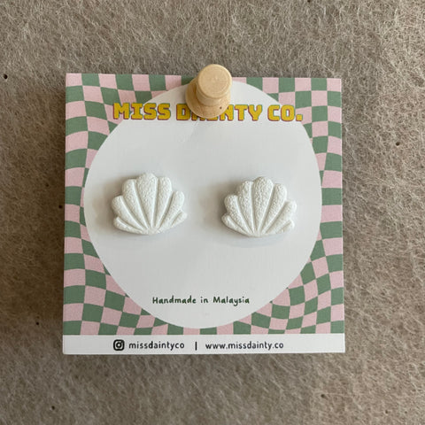 Earrings by Miss Dainty: Seashell (studs)