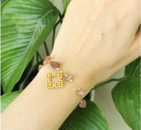 Either/Or Strawberry Quartz Nyonya Bracelet