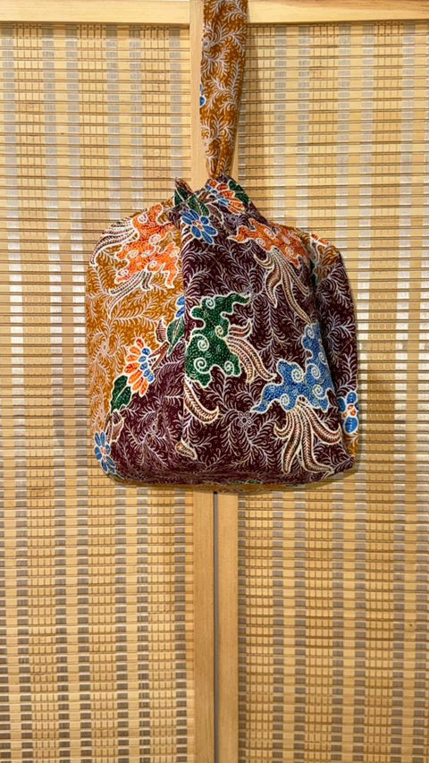 Batik Casserole Carrier