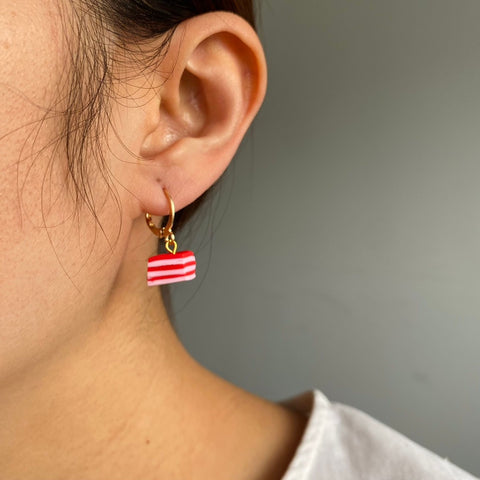 Earrings by Miss Dainty: Kueh Lapis